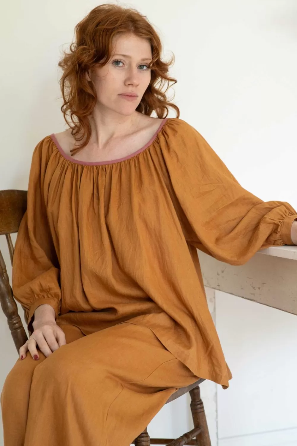 Lazybones Tops^Hetti Linen Top Caramel