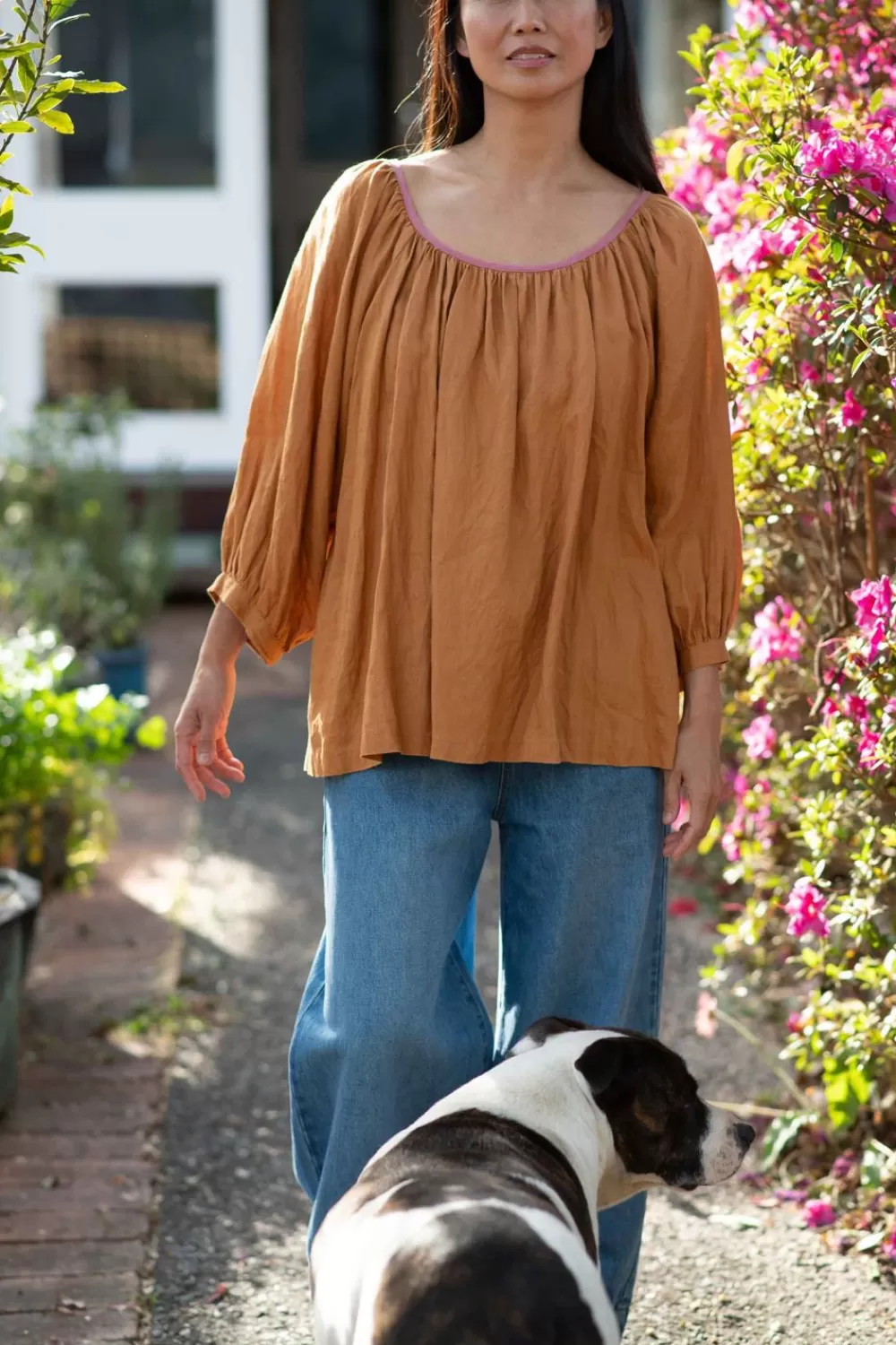 Lazybones Tops^Hetti Linen Top Caramel